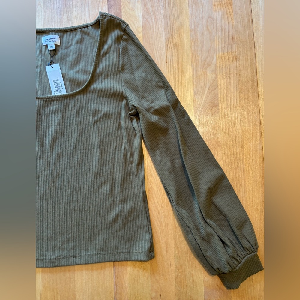 Lucy Whims The Drop Cropped Olive Long Sleeve Top Size Large NWT